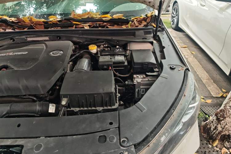 Used GAC Trumpchi GA6 2019 270T Automatic Luxury Edition Engine Bay Left