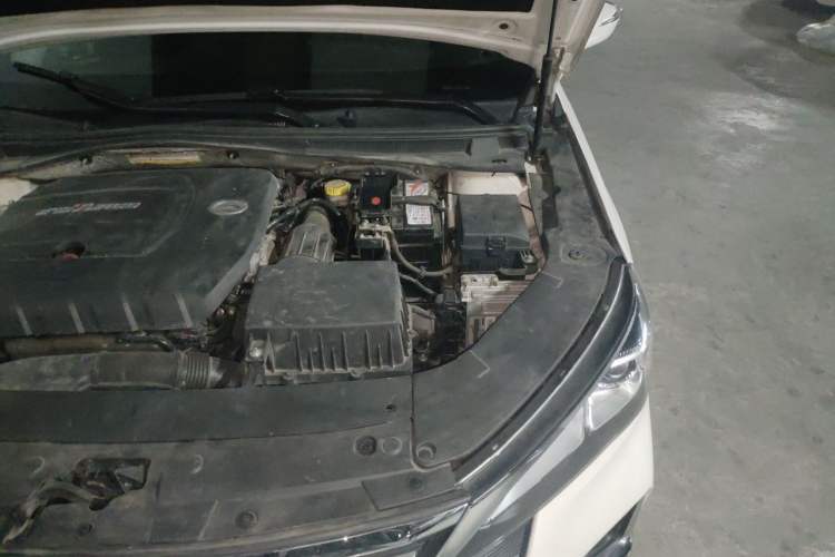 Used GAC Trumpchi GA6 2019 270T Automatic Luxury Edition Engine Bay Left