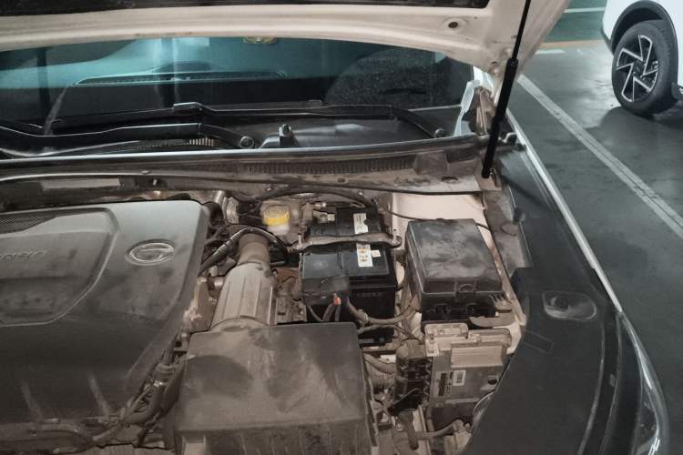 Used GAC Trumpchi GA6 2019 270T Automatic Luxury Edition Engine Bay Left