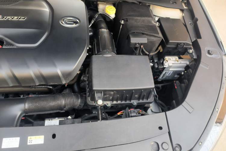 Used GAC Trumpchi GA6 2019 270T Automatic Prestige Edition Engine Bay Left