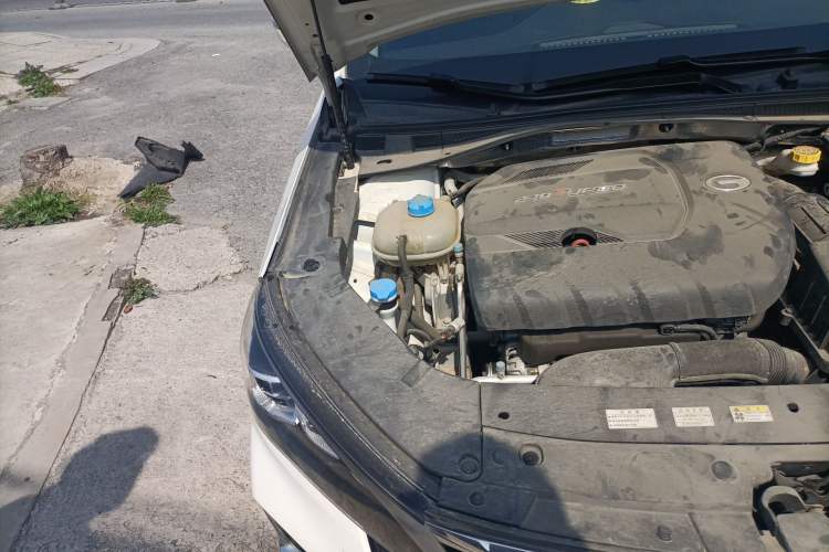 Used GAC Trumpchi GA6 2019 270T Automatic Prestige Edition Engine Bay Right