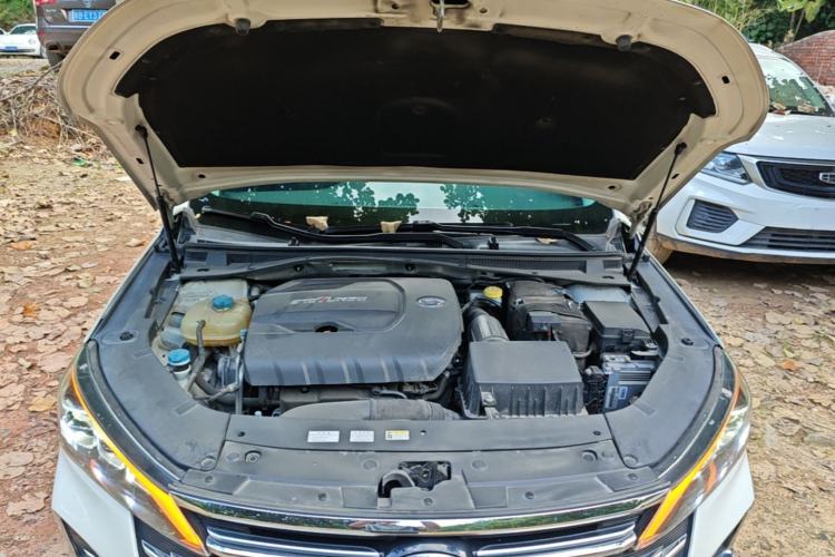 Used GAC Trumpchi GA6 2019 270T Automatic Prestige Edition Engine Bay
