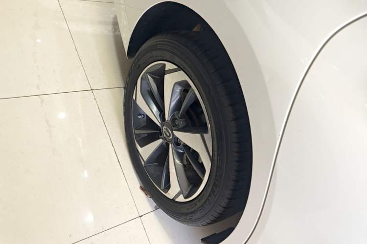 Used GAC Trumpchi GA6 2019 270T Automatic Prestige Edition Exterior 5