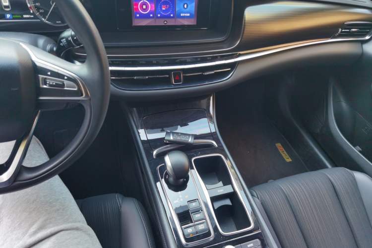 Used GAC Trumpchi GA6 2019 270T Automatic Elite Edition Gear Lever
