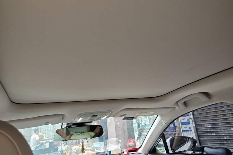 Used GAC Trumpchi GA6 2019 270T Automatic Luxury Edition Headliner