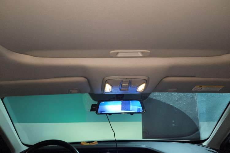 Used GAC Trumpchi GA6 2019 270T Automatic Luxury Edition Headliner