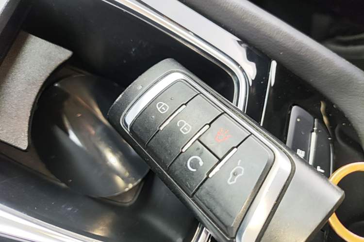 Used GAC Trumpchi GA6 2019 270T Automatic Luxury Edition Interior 1