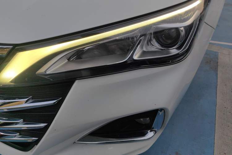 Used GAC Trumpchi GA6 2019 270T Automatic Luxury Edition Left Front Headlight