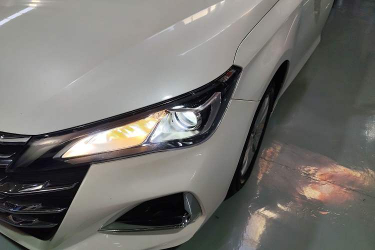 Used GAC Trumpchi GA6 2019 270T Automatic Elite Edition Left Front Headlight