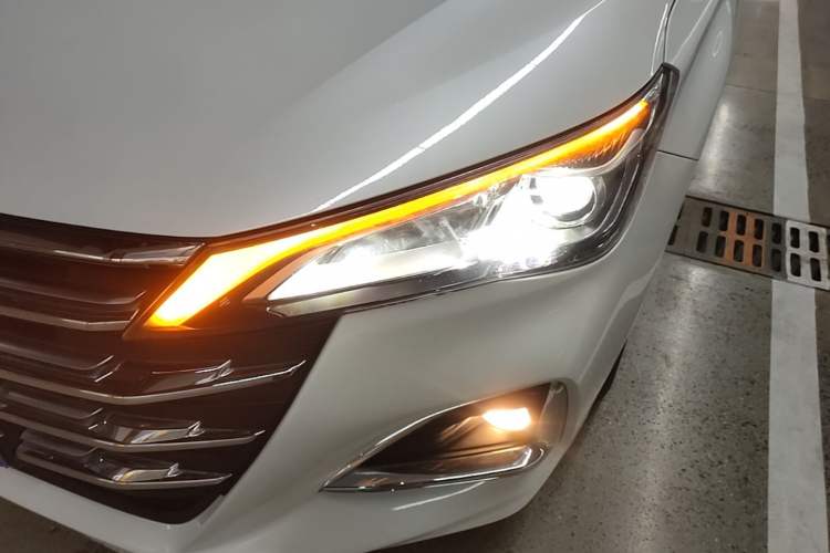 Used GAC Trumpchi GA6 2019 270T Automatic Luxury Edition Left Front Headlight