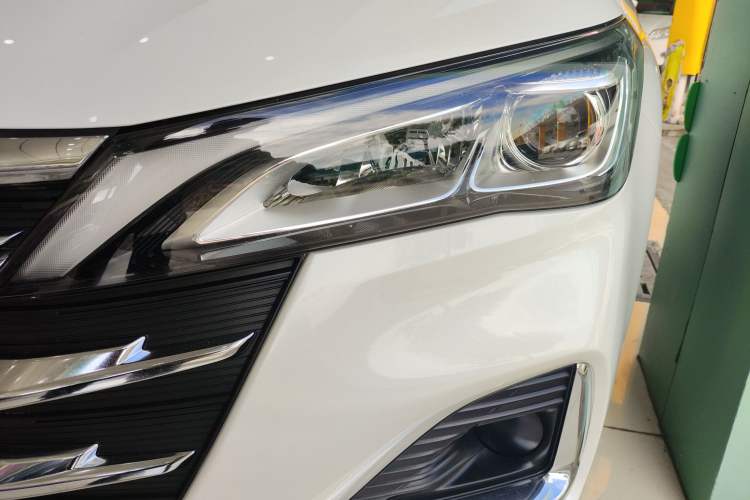 Used GAC Trumpchi GA6 2019 270T Automatic Elite Edition Left Front Headlight