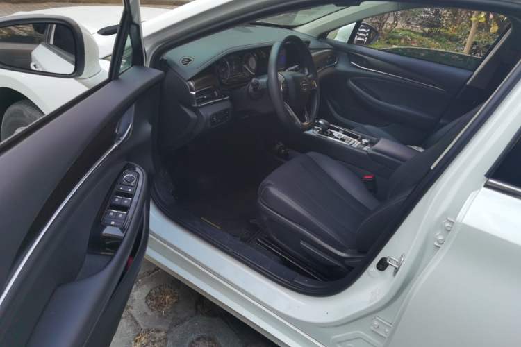 Used GAC Trumpchi GA6 2019 270T Automatic Elite Edition Left Front Seat