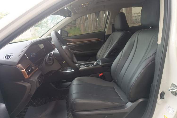 Used GAC Trumpchi GA6 2019 270T Automatic Prestige Edition Left Front Seat