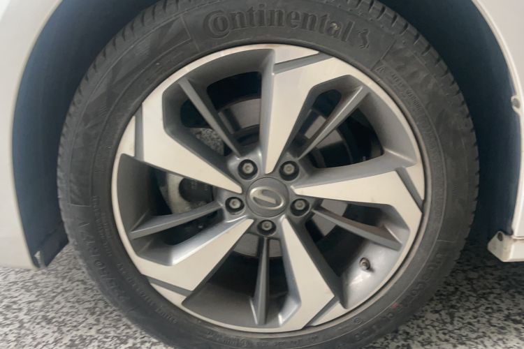 Used GAC Trumpchi GA6 2019 270T Automatic Luxury Edition Left Front Wheel Hub
