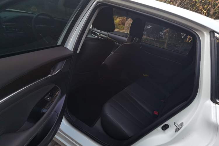 Used GAC Trumpchi GA6 2019 270T Automatic Elite Edition Left Rear Seat