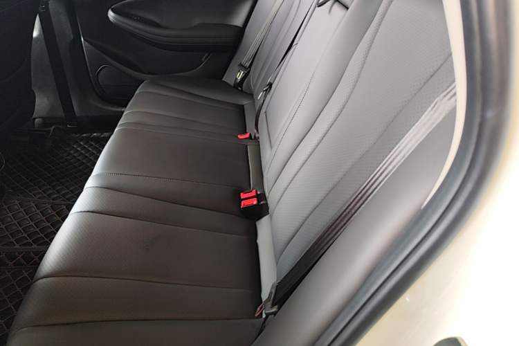 Used GAC Trumpchi GA6 2019 270T Automatic Prestige Edition Left Rear Seat