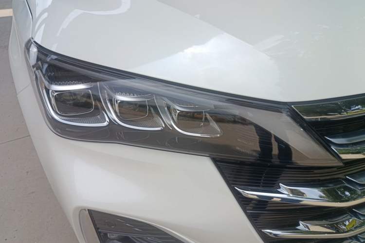 Used GAC Trumpchi GA6 2019 270T Automatic Prestige Edition Right Front Headlight