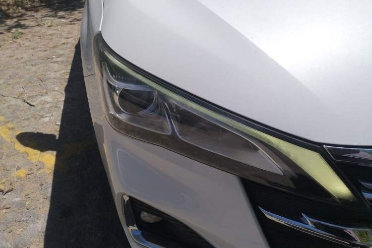 Used GAC Trumpchi GA6 2019 270T Automatic Luxury Edition Right Front Headlight