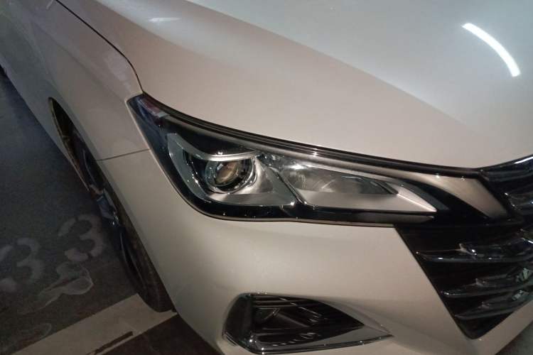 Used GAC Trumpchi GA6 2019 270T Automatic Luxury Edition Right Front Headlight