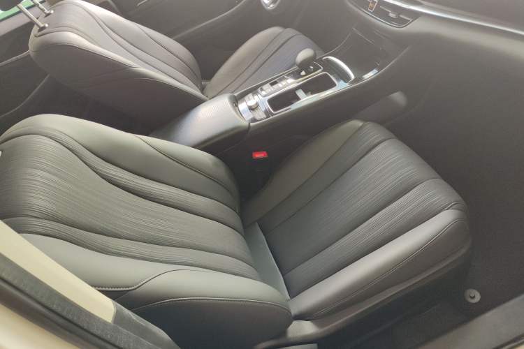 Used GAC Trumpchi GA6 2019 270T Automatic Elite Edition Right Front Seat