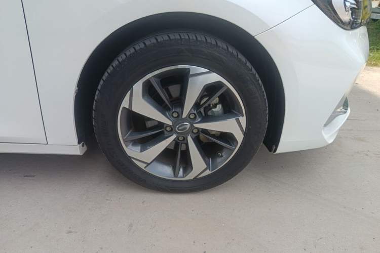 Used GAC Trumpchi GA6 2019 270T Automatic Prestige Edition Right Front Wheel Hub
