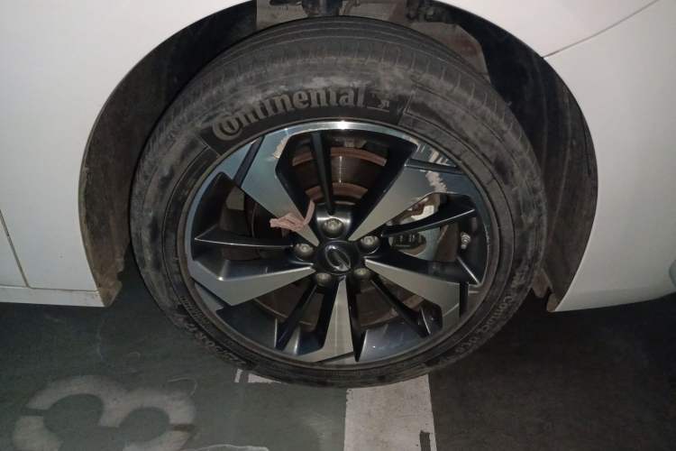 Used GAC Trumpchi GA6 2019 270T Automatic Luxury Edition Right Front Wheel Hub