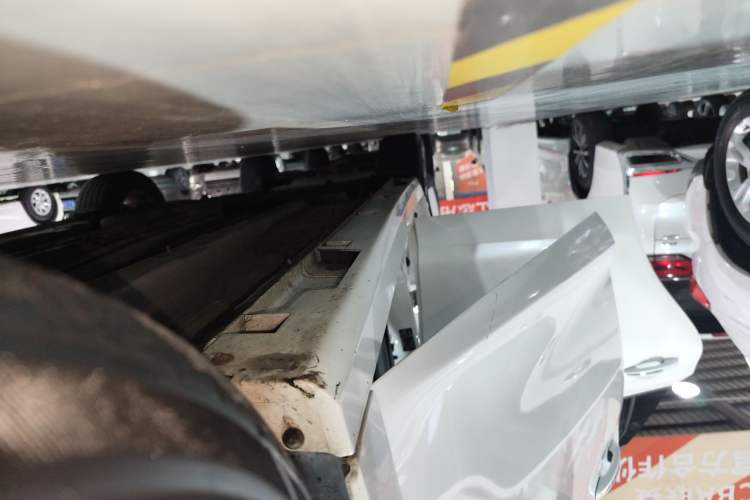 Used GAC Trumpchi GA6 2019 270T Automatic Elite Edition Right Side Sill