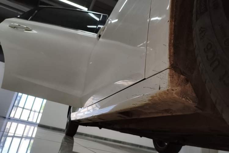 Used GAC Trumpchi GA6 2019 270T Automatic Luxury Edition Right Side Sill
