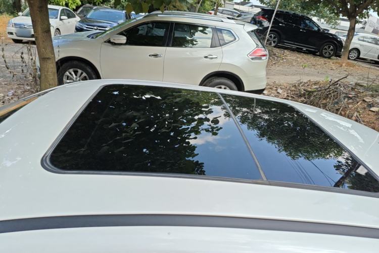 Used GAC Trumpchi GA6 2019 270T Automatic Prestige Edition Roof