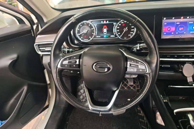 Used GAC Trumpchi GA6 2019 270T Automatic Luxury Edition Steering Wheel