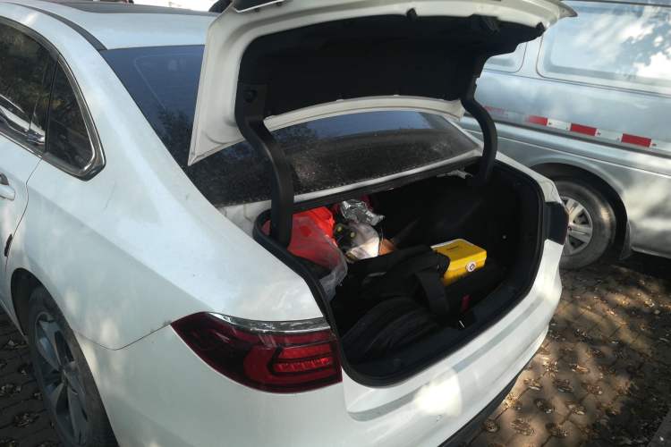 Used GAC Trumpchi GA6 2019 270T Automatic Prestige Edition Trunk