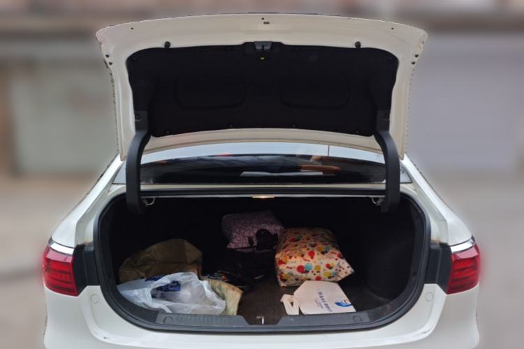 Used GAC Trumpchi GA6 2019 270T Automatic Prestige Edition Trunk