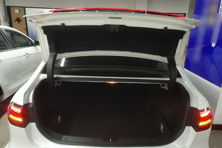 Used GAC Trumpchi GA6 2019 270T Automatic Luxury Edition Trunk