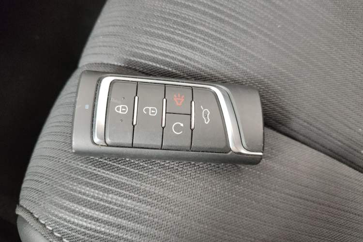 Used GAC Trumpchi GA6 2019 270T Automatic Elite Edition Vehicle Key