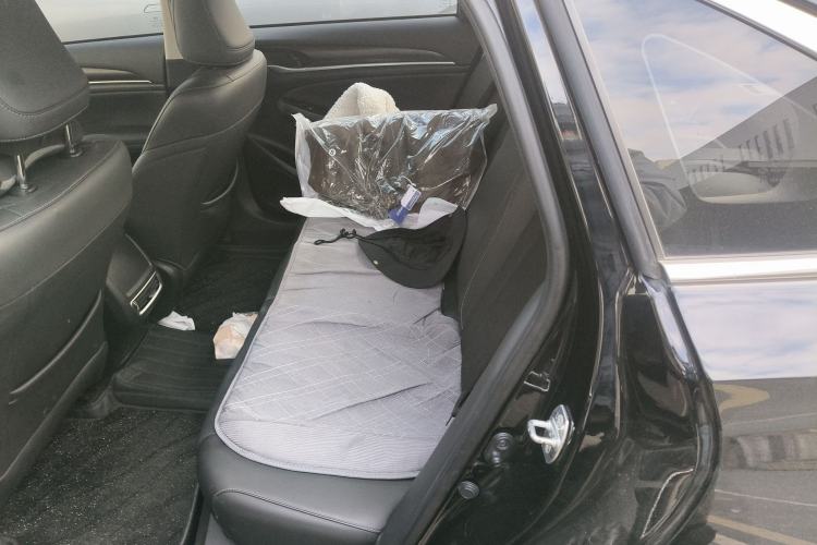 Used GAC Trumpchi GA6 2022 270T Automatic Elite Edition Left Rear Seat
