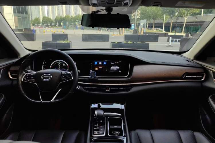Used GAC Trumpchi GA6 2022 270T Automatic Luxury Edition Interior 1