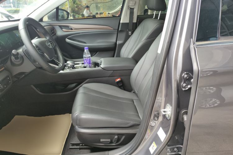 Used GAC Trumpchi GA6 2022 270T Automatic Luxury Edition Left Front Seat