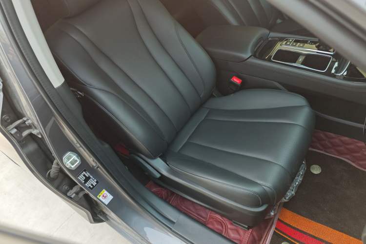 Used GAC Trumpchi GA6 2022 270T Automatic Luxury Edition Right Front Seat