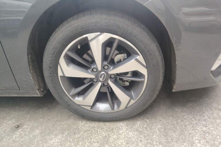 Used GAC Trumpchi GA6 2022 270T Automatic Luxury Edition Right Front Wheel Hub