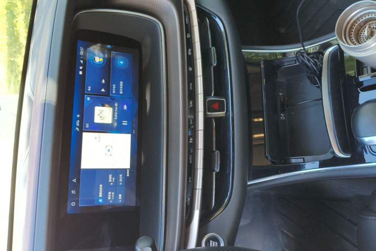 Used GAC Trumpchi GA6 2022 270T Automatic Prestige Edition Audio And AC Panel