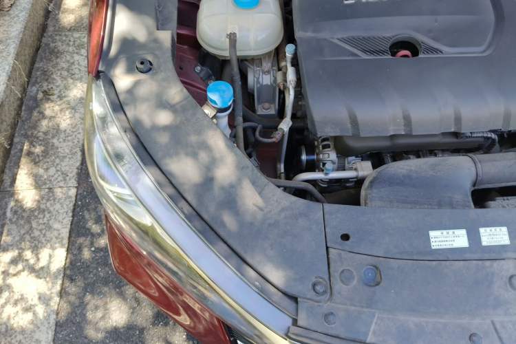 Used GAC Trumpchi GA6 2022 270T Automatic Prestige Edition Engine Bay Right