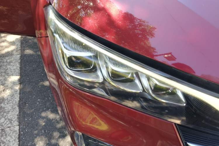 Used GAC Trumpchi GA6 2022 270T Automatic Prestige Edition Right Front Headlight
