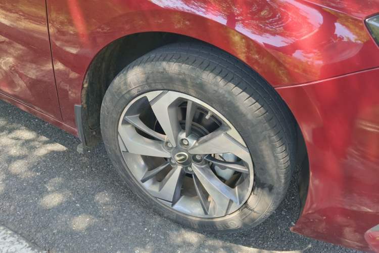 Used GAC Trumpchi GA6 2022 270T Automatic Prestige Edition Right Front Wheel Hub