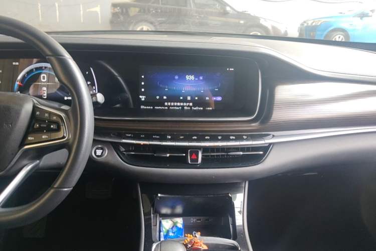 Used GAC Trumpchi GA6 2022 270T Automatic Elite Edition Audio And AC Panel