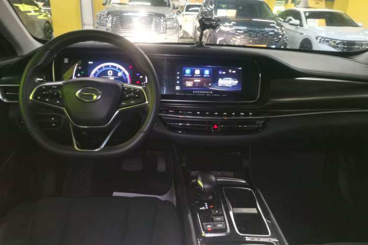 Used GAC Trumpchi GA6 2022 270T Automatic Elite Edition Center Console