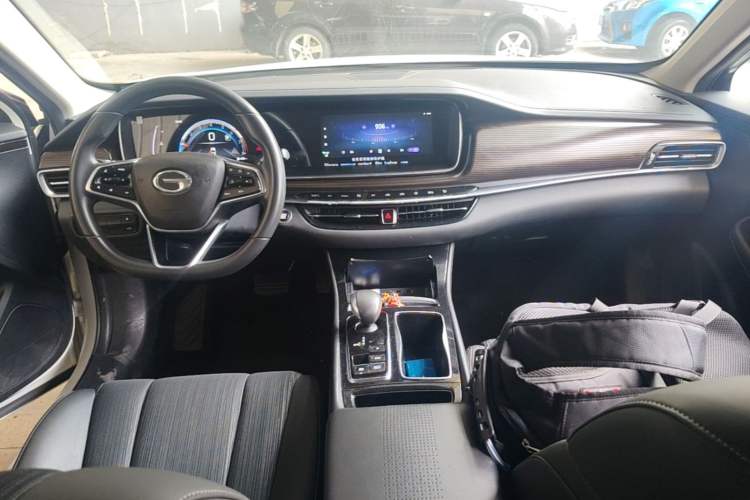 Used GAC Trumpchi GA6 2022 270T Automatic Elite Edition Center Console