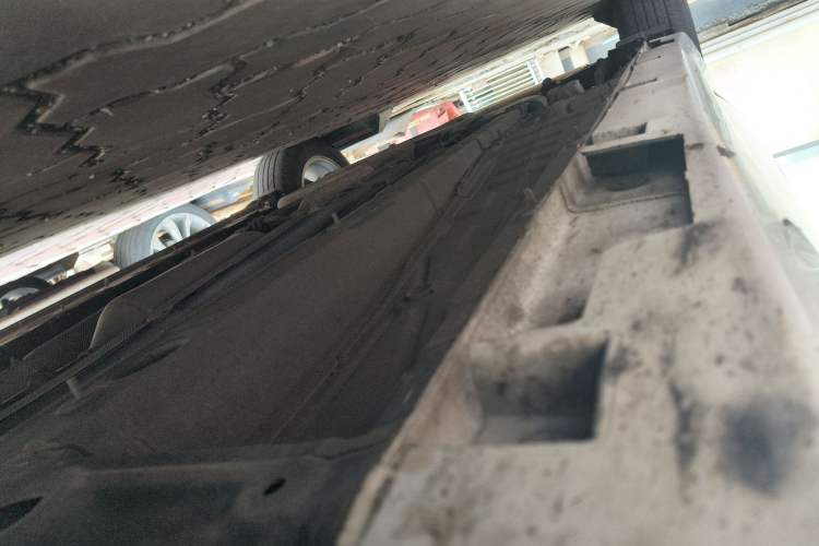 Used GAC Trumpchi GA6 2022 270T Automatic Elite Edition Chassis Front Right