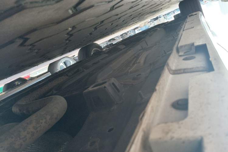 Used GAC Trumpchi GA6 2022 270T Automatic Elite Edition Chassis Rear Left