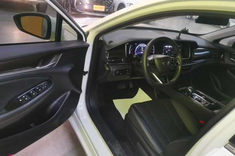 Used GAC Trumpchi GA6 2022 270T Automatic Elite Edition Driver Seat