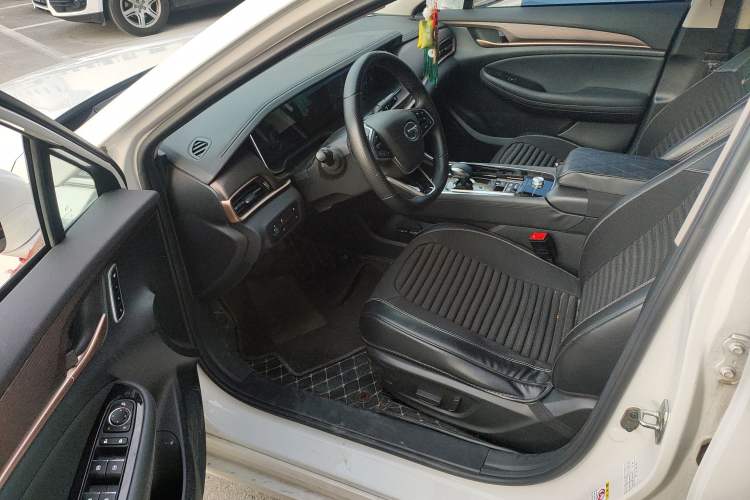 Used GAC Trumpchi GA6 2022 270T Automatic Prestige Edition Driver Seat